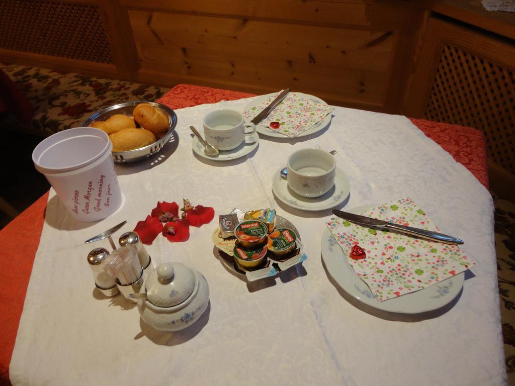 加尼克雷帕住宿加早餐旅馆 塞尔瓦迪加尔代纳山谷 外观 照片